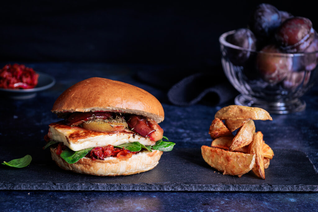 Burger Mit Halloumi Und Zwetschgen Aus Lauras K Che