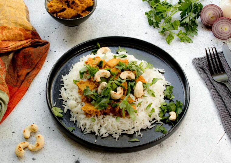 Tofu in Cashew-Kokosmilch-Sauce