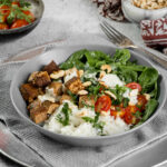 Tofu Bowl mit Joghurt Reis und Spinat
