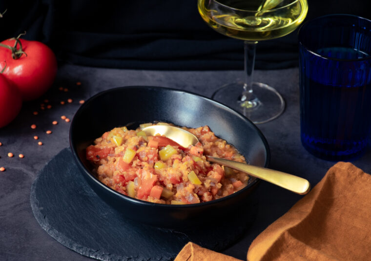 Tomaten Dal – Rote Linsen mit Tomaten