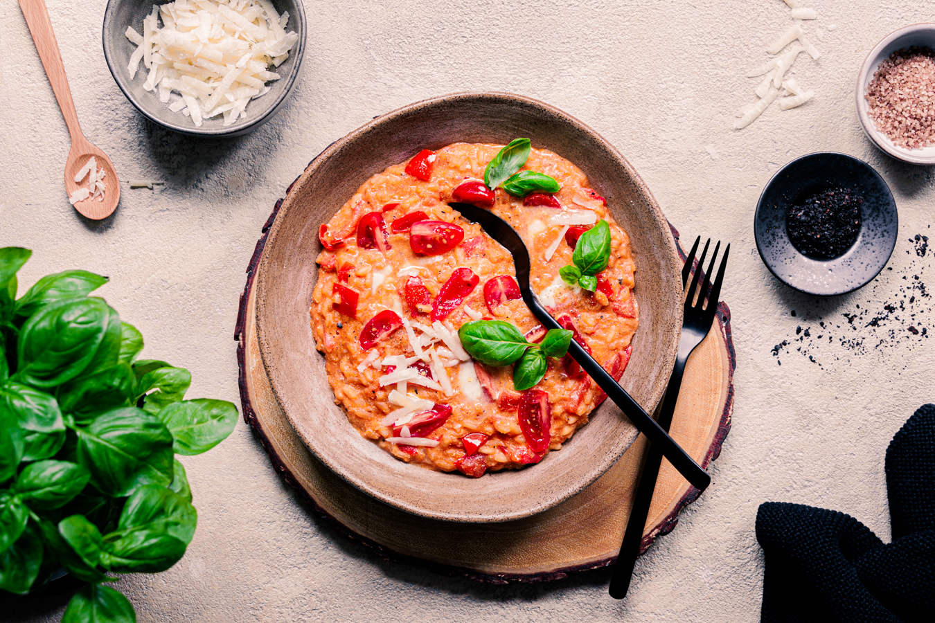 Risotto mit Tomaten und Ricotta