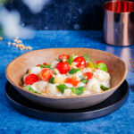 Gnocchi mit Tomaten und weißer Schokolade