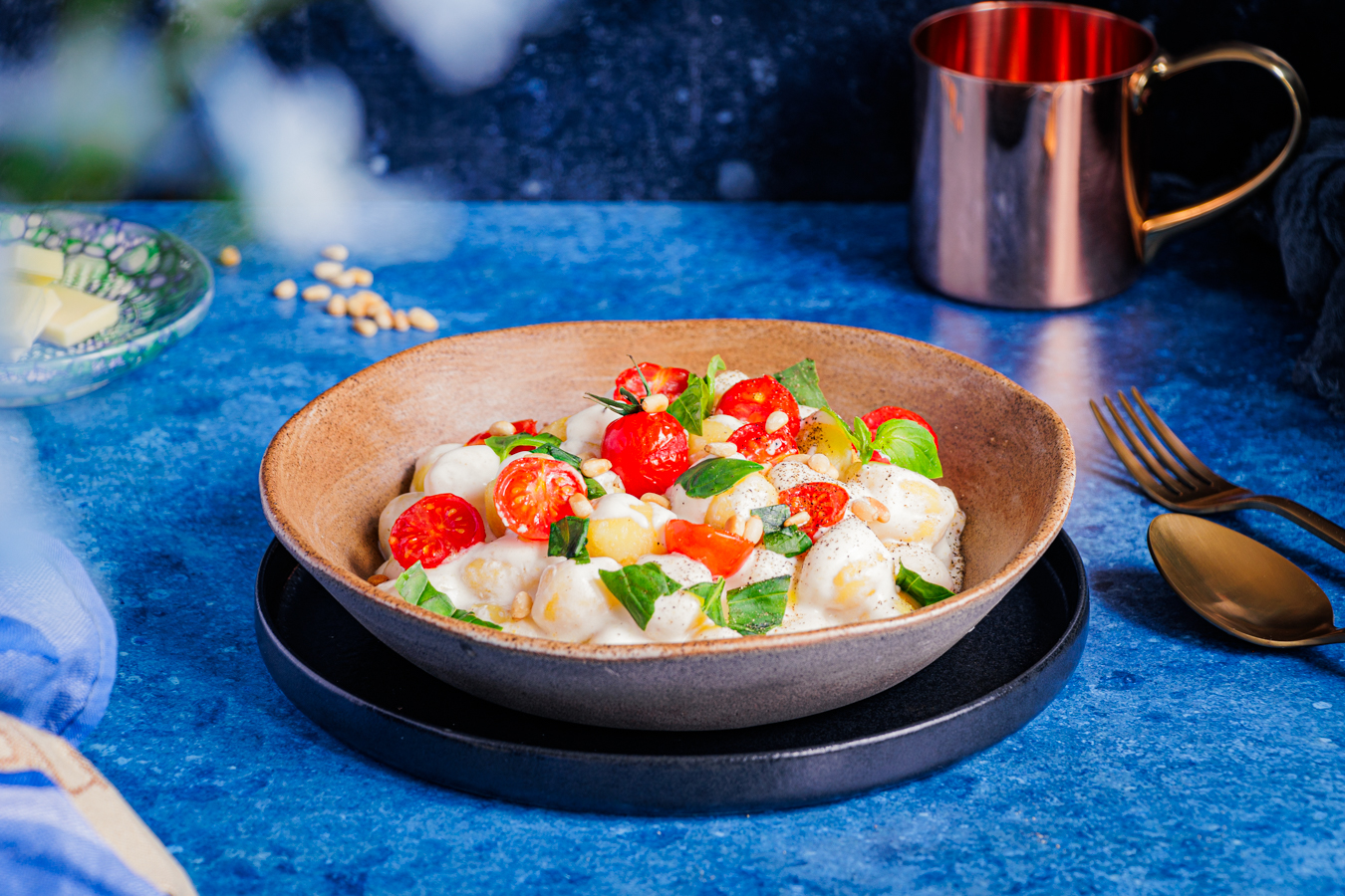 Gnocchi mit Frischkäsesauce und Tomaten