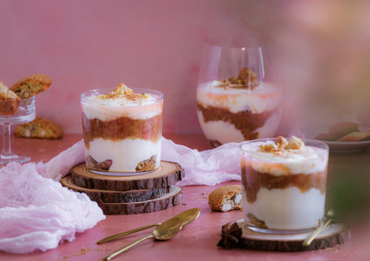 Rhabarber Kompott mit Joghurt Mousse