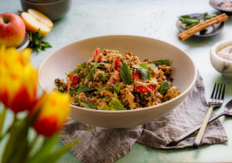 Quinoa mit Tofu, Gemüse und Amaranth