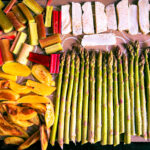 grüner Spargel Rhabarber Halloumi Kartoffeln