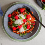 Aubergine gelbe Linsen Ricotta Himbeeren