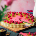 Himbeer Matcha Pistazien Tarte