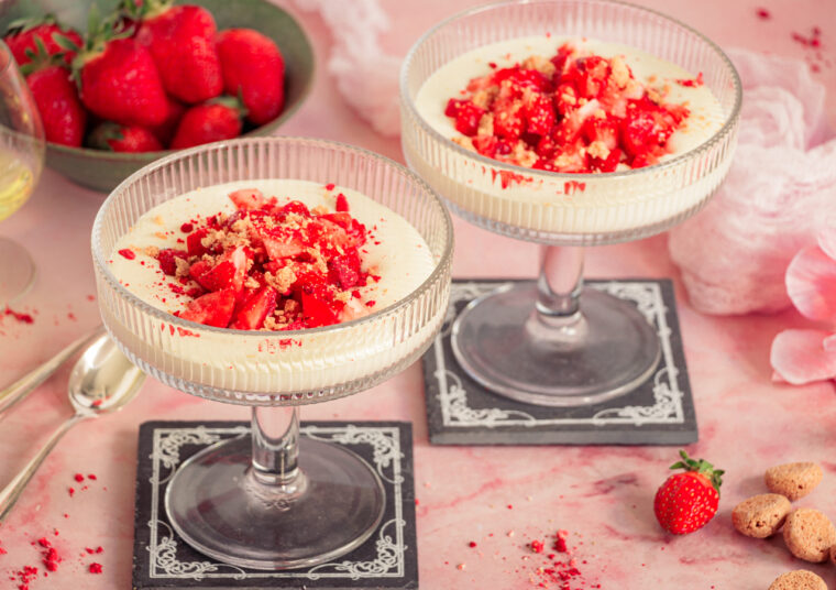 Mascarpone Mousse mit Erdbeeren