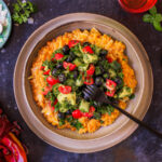 rote Linsen Avocado Blaubeeren Bowl