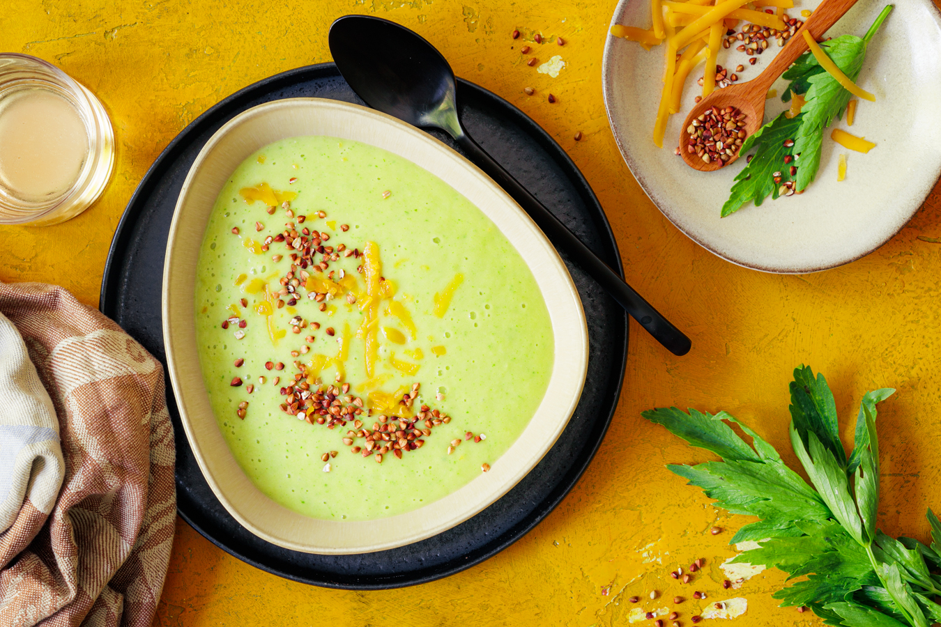 Lauch Suppe mit Cheddar und Buchweizen